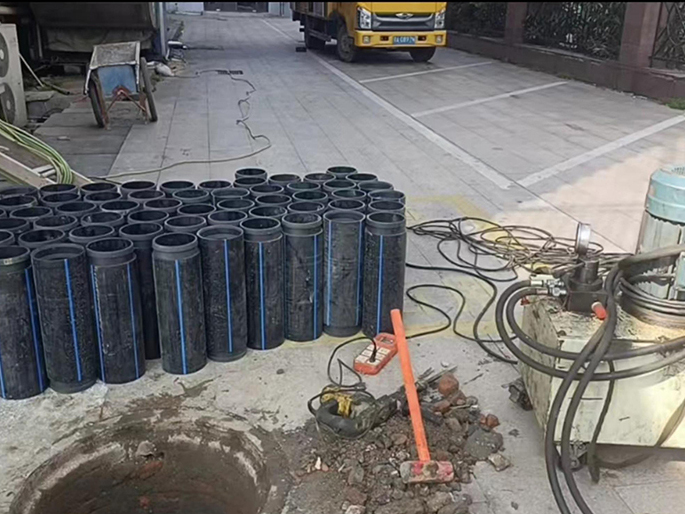 魏县PE置换管厂家 DN315置换管 非开挖管短管置换